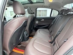 BMW 1 Series 120i M Sport Night Edition - ფოტო 11
