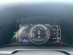 Lexus ES 300h Excellence Edition - ფოტო 10