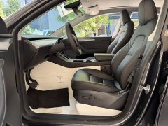 Tesla Model Y Rear-Wheel Drive - ფოტო 11