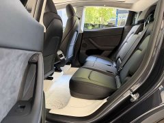 Tesla Model Y Rear-Wheel Drive - ფოტო 12