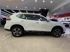 Nissan Qashqai 2.5L CVT 4WD XL ITS Luxury Pilot Edition - ფოტო 15