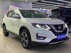 Nissan Qashqai 2.5L CVT 4WD XL ITS Luxury Pilot Edition - ფოტო 3