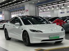 Tesla Model 3 Rear-Wheel Drive - ფოტო 3