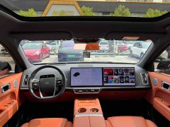 Li Auto L6 2025 Pro Smart Refresh Edition - ფოტო 4