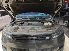 Land Rover Range Rover Sport 400PS Dynamic SE - ფოტო 10