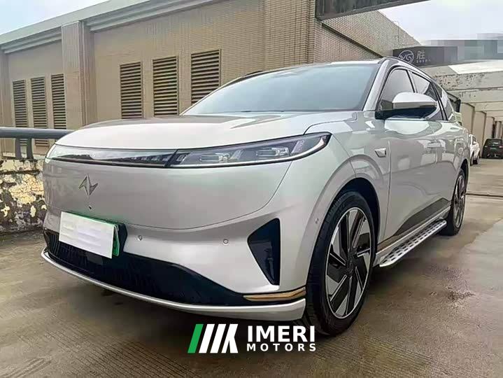 Dongfeng eπ008 210Max Extended Range 6-Seater