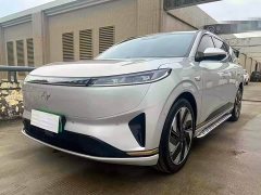 Dongfeng eπ008 210Max Extended Range 6-Seater - ფოტო 1