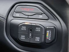 Ram Trucks Tyrannosaurus 6.2T Automatic - ფოტო 11