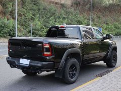 Ram Trucks Tyrannosaurus 6.2T Automatic - ფოტო 16