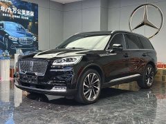 Lincoln Aviator 3.0T V6 AWD Executive - ფოტო 1