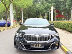 BMW 5 Series 530Li Premier M Sport Package - ფოტო 2
