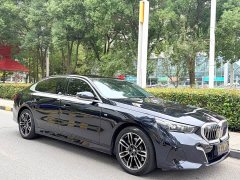 BMW 5 Series 530Li Premier M Sport Package - ფოტო 3