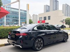 BMW 5 Series 530Li Premier M Sport Package - ფოტო 5