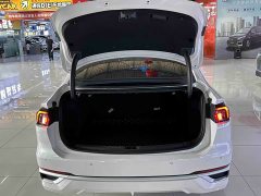 Ford Mondeo 2023 EcoBoost 180 Luxury - ფოტო 17