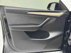 Tesla Model Y Standard Range RWD - ფოტო 6