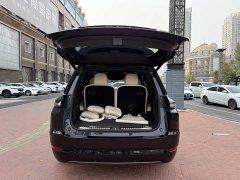 Li Auto L9 2023 Pro - ფოტო 8
