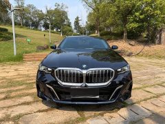 BMW 5 Series 530Li Premier M Sport Package - ფოტო 2