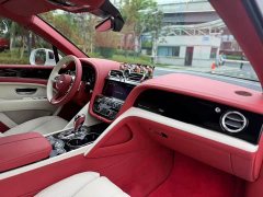 Bentley Bentayga 4.0T V8 Long Wheelbase - ფოტო 5