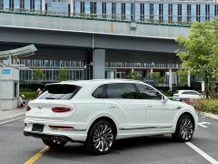 Bentley Bentayga 4.0T V8 Long Wheelbase - ფოტო 7