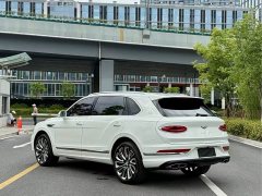 Bentley Bentayga 4.0T V8 Long Wheelbase - ფოტო 9
