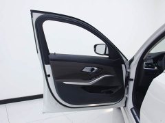 BMW 3 Series Facelift 325Li M Sport Package - ფოტო 12