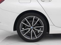 BMW 3 Series Facelift 325Li M Sport Package - ფოტო 13