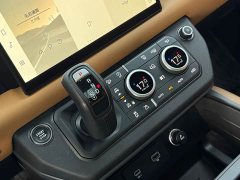 Land Rover Defender Facelift 110 3.0T P400 X - ფოტო 9