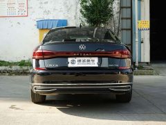 Volkswagen Passat Outstanding Edition 380TSI Dragon Prestige - ფოტო 4