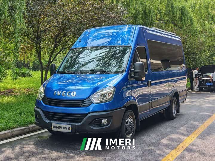 IVECO Eurocargo 2020 3.0T Manual Yunrui Manual Door Short Wheelbase High Roof F1C - ავტომობილი ჩინეთიდან