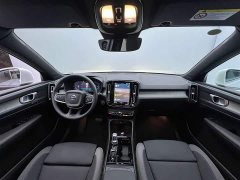 Volvo XC40 2024 B3 Smart Remote Luxury Edition - ფოტო 12