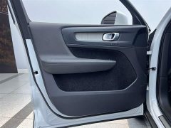Volvo XC40 2024 B3 Smart Remote Luxury Edition - ფოტო 15