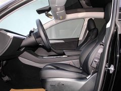 Tesla Model Y 2023 Rear-Wheel Drive - ფოტო 19