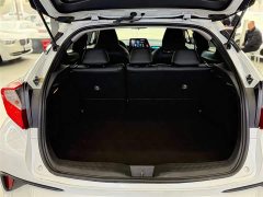 Toyota C-HR 2.0L Comfort - ფოტო 15