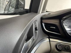 Buick GL8 2023 Land Business Class Comfort Edition - ფოტო 13