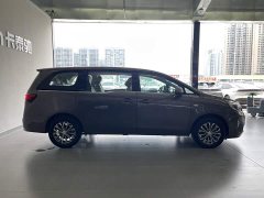 Buick GL8 2023 Land Business Class Comfort Edition - ფოტო 4