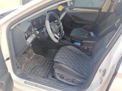 Volkswagen Sagitar 300TSI DSG Excellence Edition - ფოტო 9