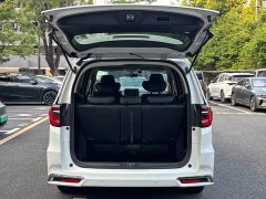 Honda Odyssey 2.0L e:HEV Sharp Comfort Edition - ფოტო 8