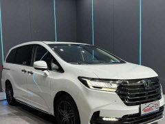 Honda Odyssey 2.0L e:HEV Sharp Prestige Edition - ფოტო 3