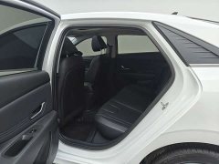 Hyundai Elantra 2022 1.5L CVT GLX Elite - ფოტო 17