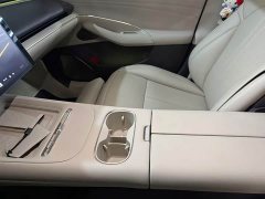 Xiaomi SU7 Rear-Wheel Drive Standard Edition - ფოტო 11