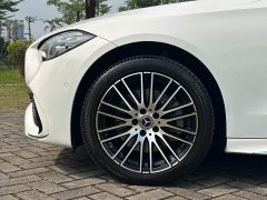 Mercedes-Benz C-Class 2022 C 260 L AMG Line - ფოტო 18