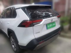 Toyota RAV4 2.0L CVT FWD Fashion Plus - ფოტო 4