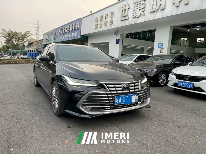 Toyota Avalon Hybrid 2.0L Luxury