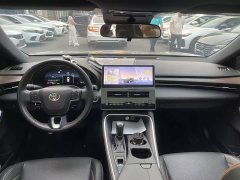 Toyota Avalon Hybrid 2.0L Luxury - ფოტო 4