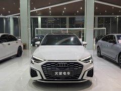 Audi A3 Sportback 35 TFSI Version - ფოტო 2