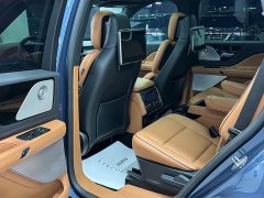Lincoln Aviator 3.0T V6 AWD Presidential Edition - ფოტო 15