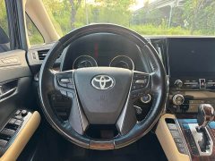 Toyota Alphard Hybrid 2.5L Luxury - ფოტო 12