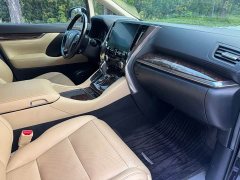 Toyota Alphard Hybrid 2.5L Luxury - ფოტო 14