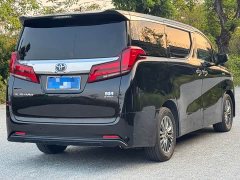 Toyota Alphard Hybrid 2.5L Luxury - ფოტო 4