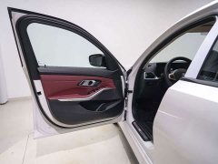 BMW i3 eDrive 40 L Midnight Edition Package - ფოტო 11